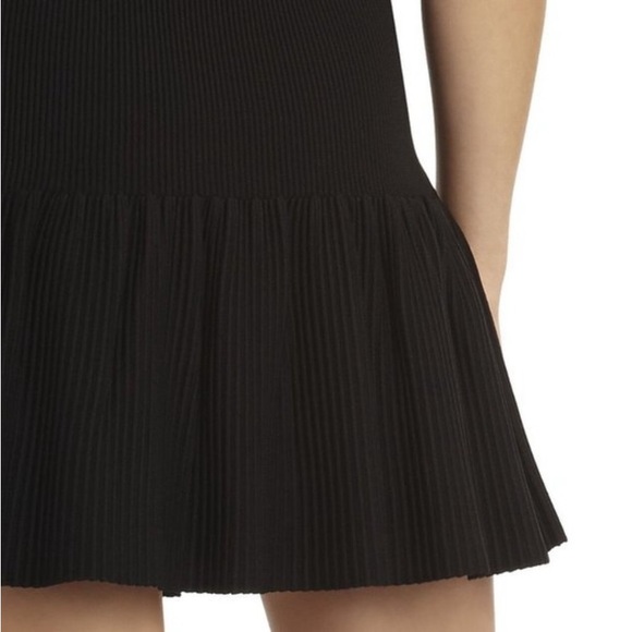 BCBGmaxazria pleated mini skirt - Picture 4 of 5